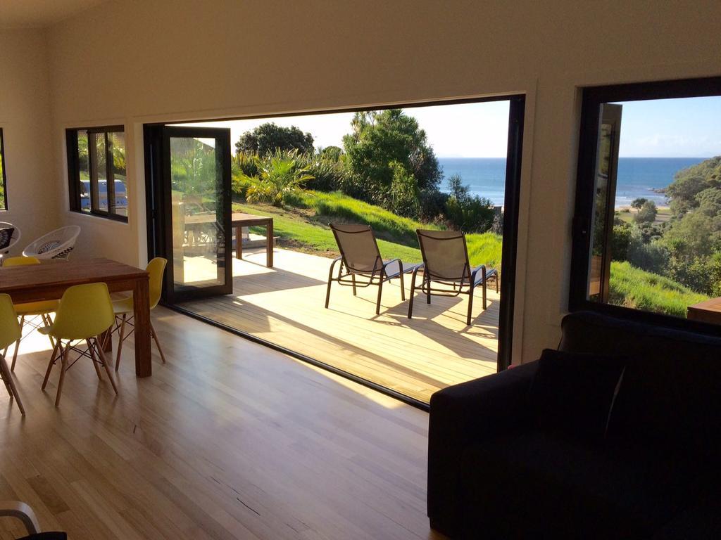 Вілла Ocean Cliff Court Kuaotunu Екстер'єр фото